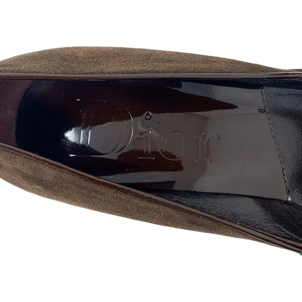 Vintage Dior Galliano Era Street Chic Brown Suede Patent Leather Logo Pumps 37.5